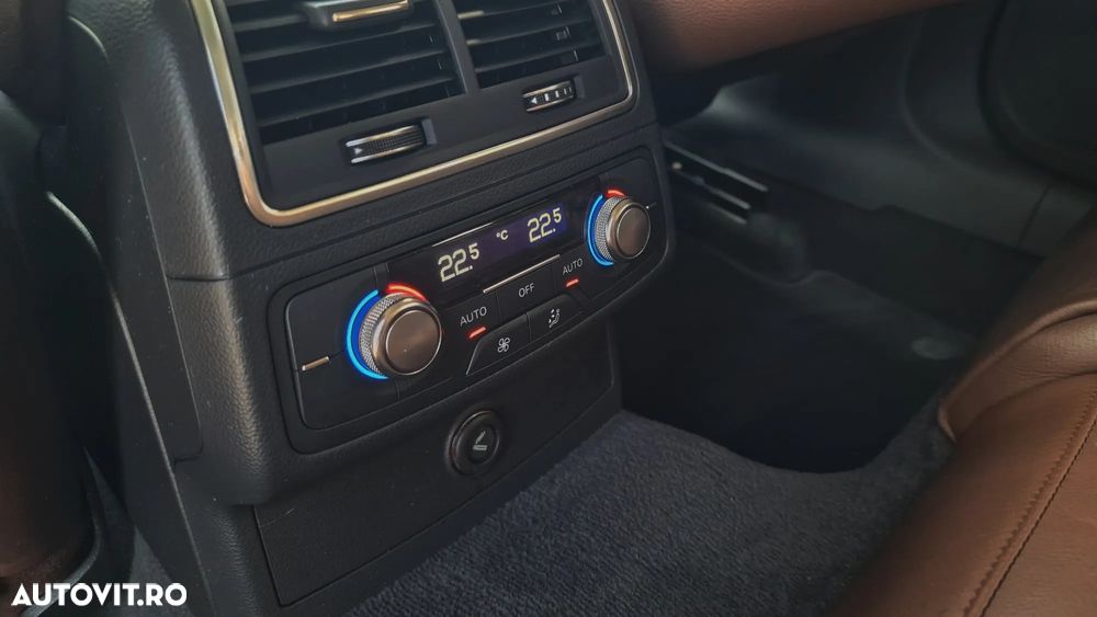 Audi A6 Avant 2.0 TDI Ultra DPF S tronic - 14