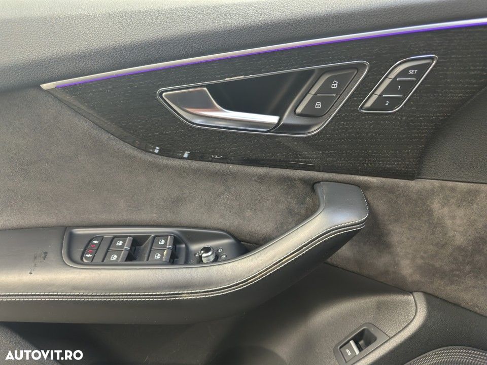 Audi Q7 - 19
