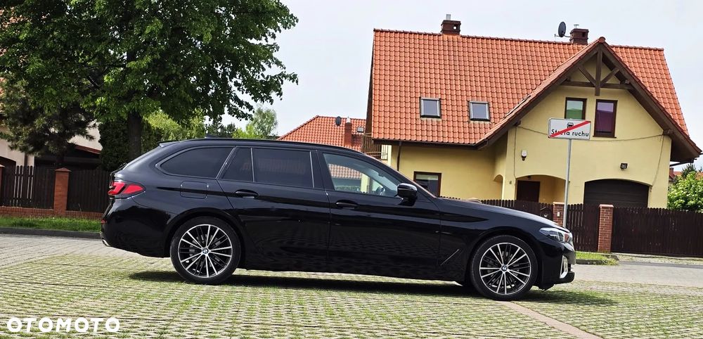 BMW Seria 5 530i mHEV Luxury Line sport - 11