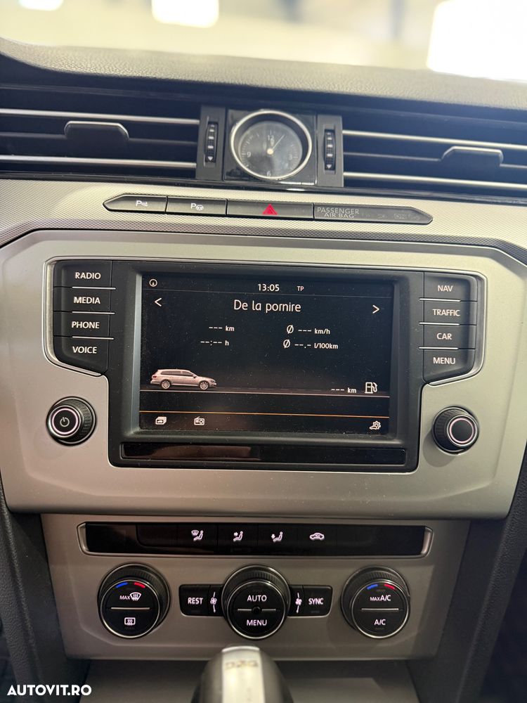 Volkswagen Passat 2.0 TDI SCR DSG BlueMotion Comfortline - 15