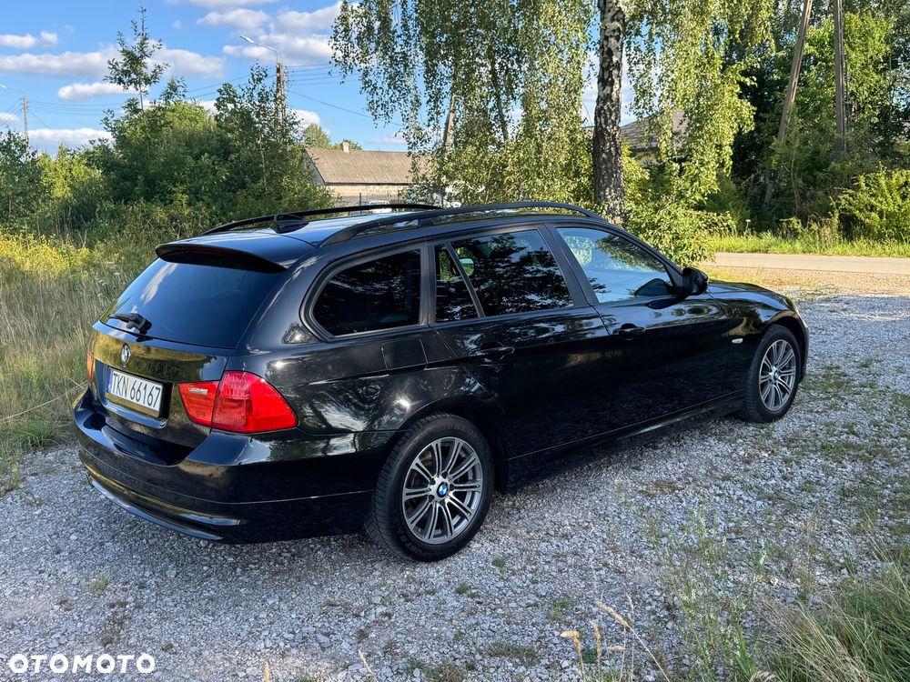 BMW Seria 3 - 35