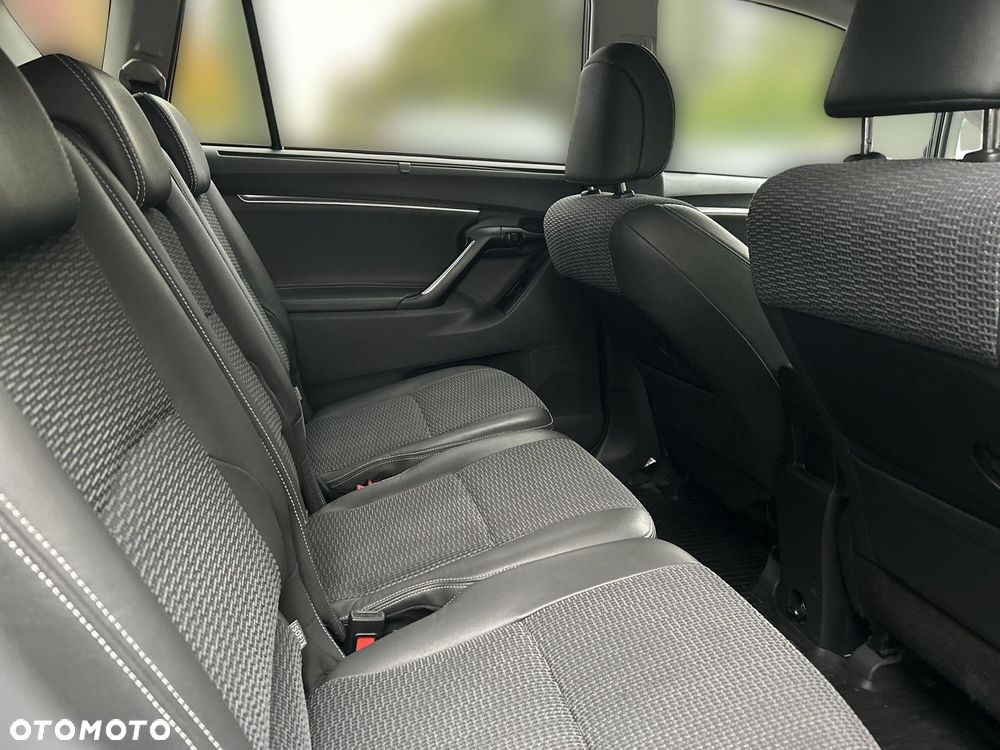 Toyota Verso 1.8 Premium MS - 11