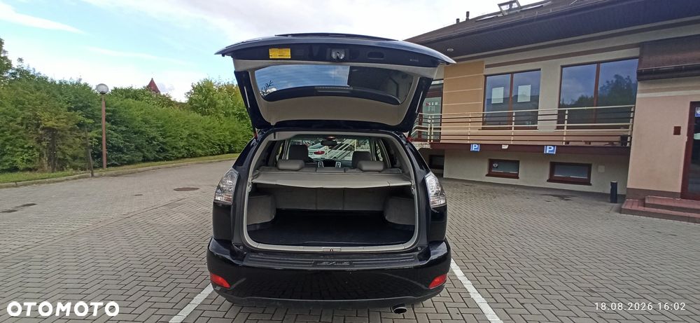Lexus RX - 8