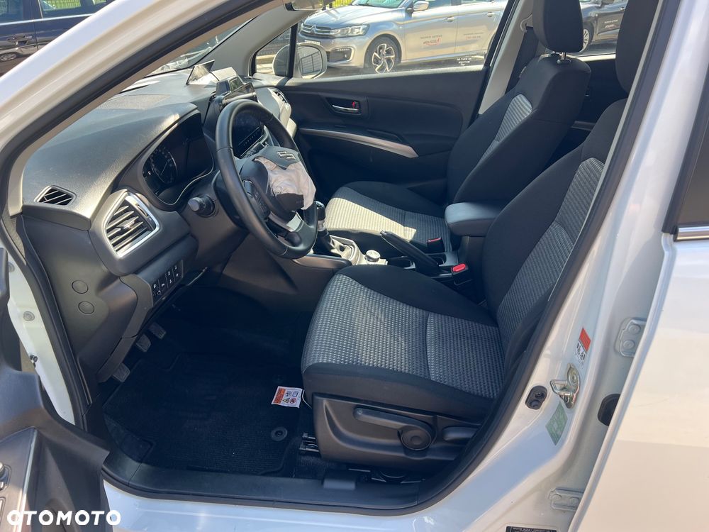 Suzuki S-Cross 1.4 BoosterJet Hybrid ALLGRIP Comfort+ - 10