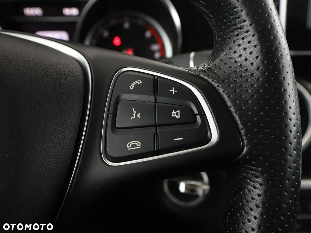 Mercedes-Benz CLA 180 d 7G-DCT - 30