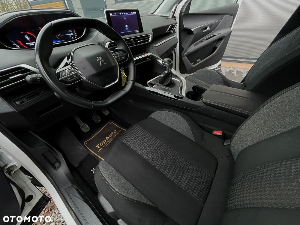 Peugeot 3008 1.2 PureTech GPF Allure S&S - 20