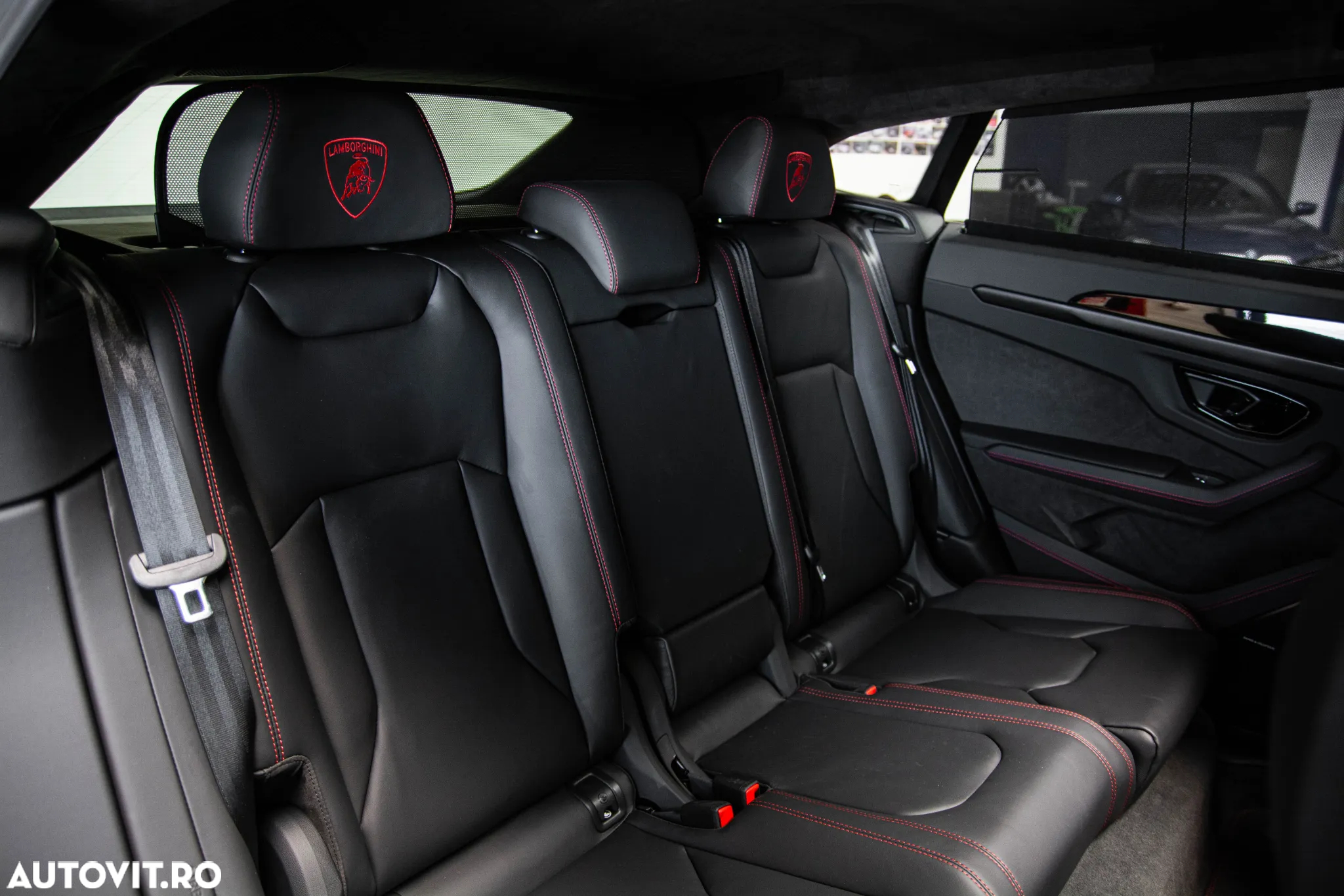 Lamborghini URUS - 33