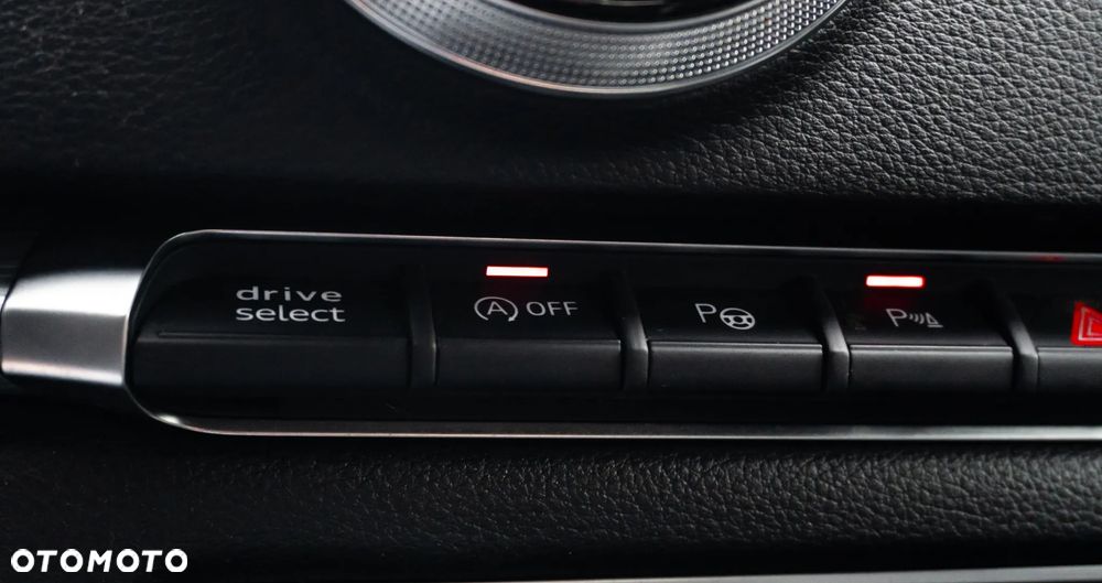 Audi A3 Sportback 2.0 TDI S line Sportpaket - 20