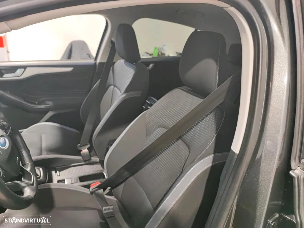 Ford Focus 1.5 TDCi EcoBlue Business - 3