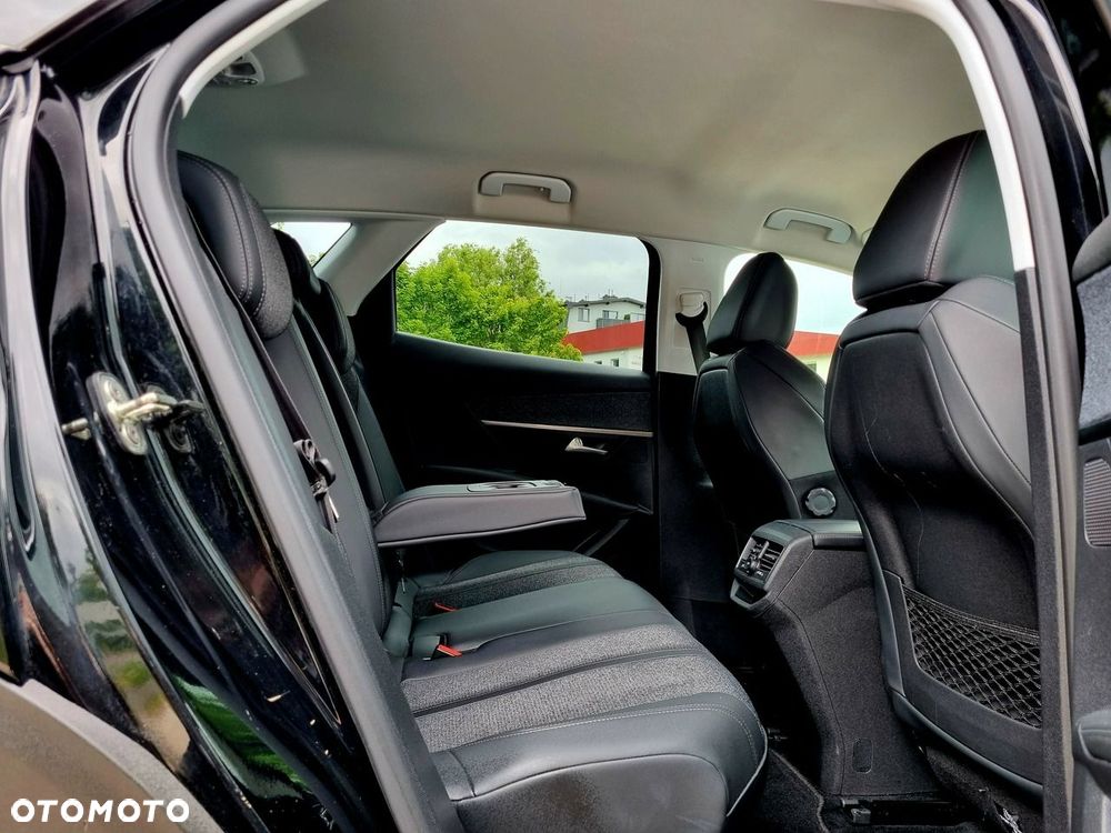 Peugeot 3008 1.5 BlueHDi Allure S&S - 12
