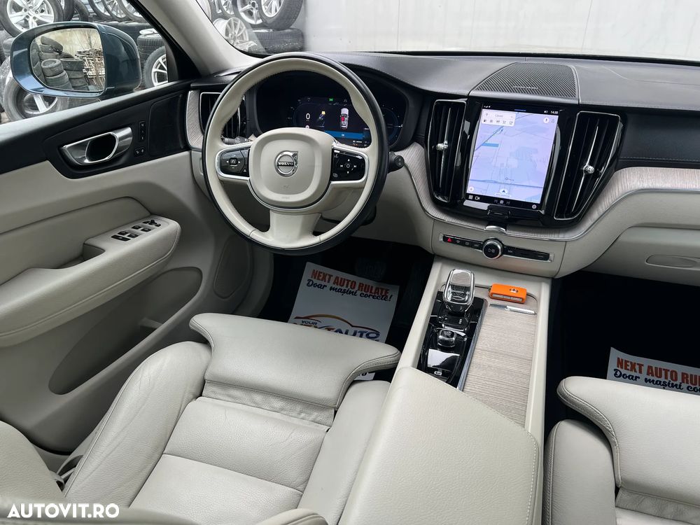 Volvo XC 60 T6 AWD Recharge Geartronic Inscription - 13