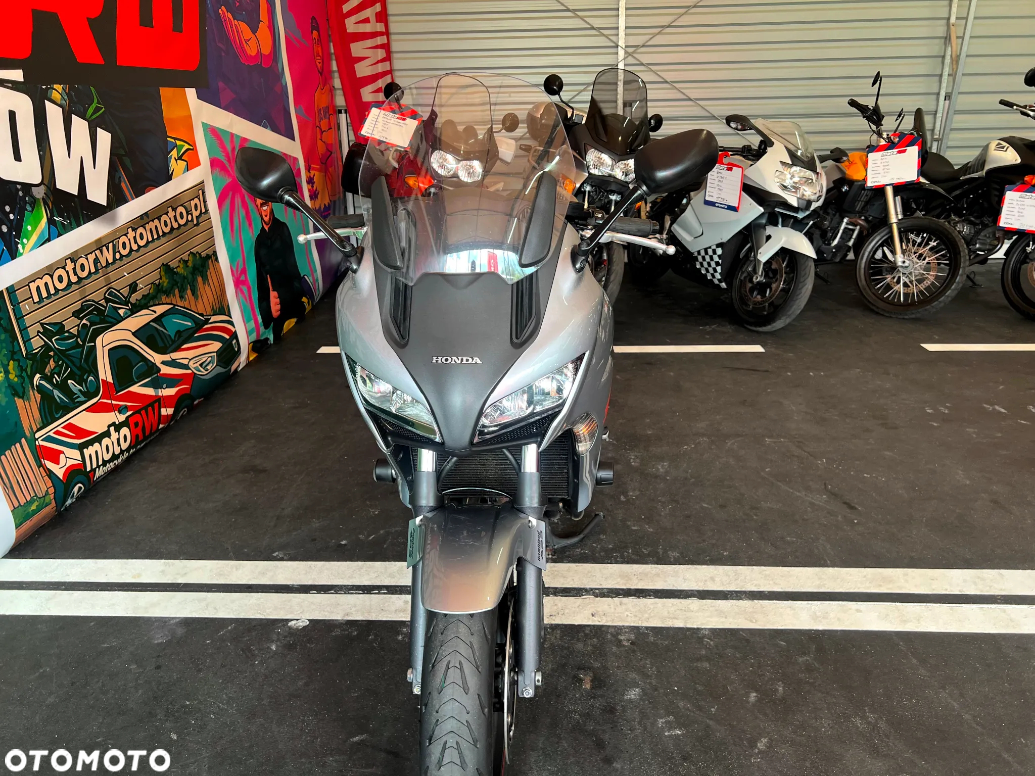 Honda CBF - 21