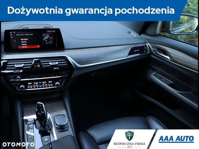 BMW 6GT - 9