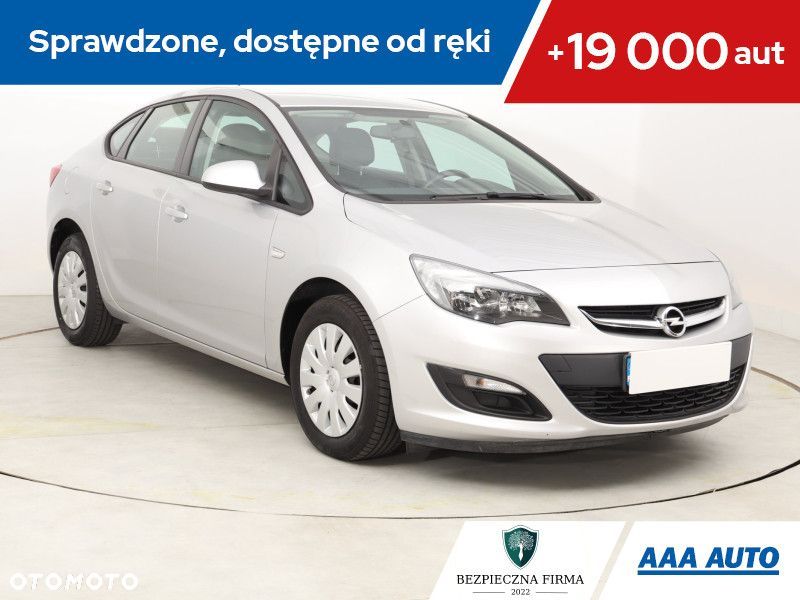Opel Astra - 2
