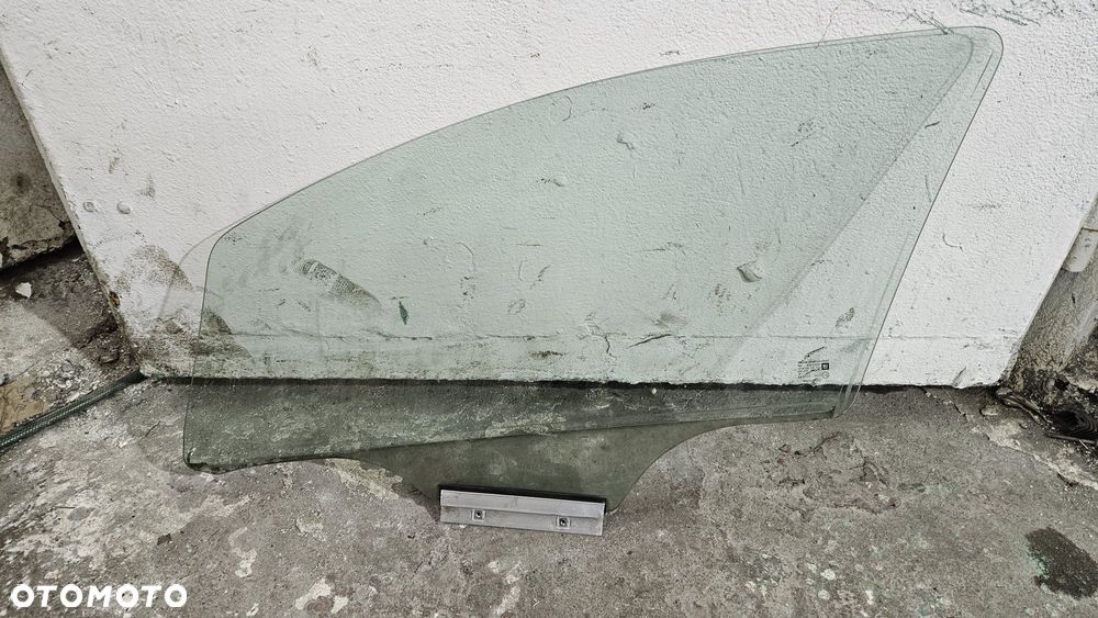 Szyba przód prawy przednia prawa opel corsa d 5 drzwi drzwiowa - 1