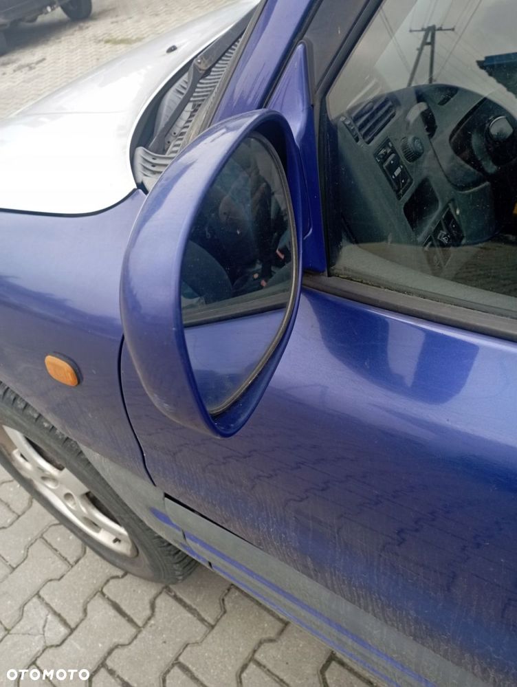 TOYOTA RAV4 I LUSTERKO LEWE ELEKTRYCZNE