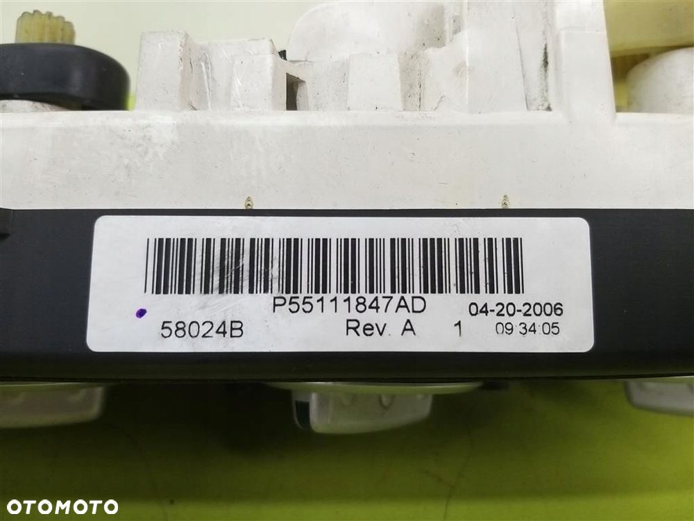 Panel klimatyzacji Dodge Caliber 2006–2009 PRZED LIFT P55111847AD - 5