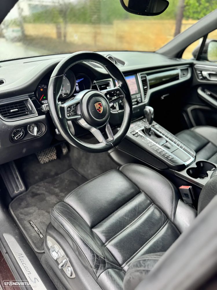 Porsche Macan S - 22