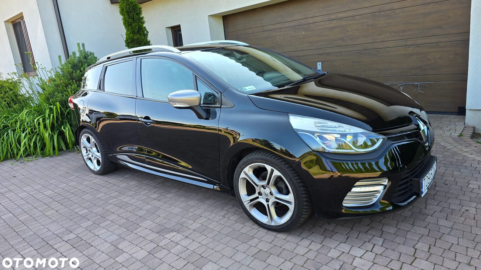 Renault Clio Grandtour TCe 120 EDC GT - 12