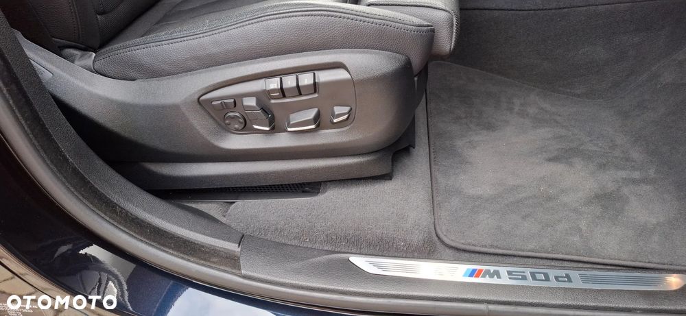 BMW X6 M50d - 23