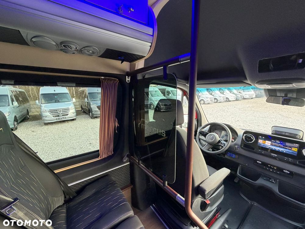 Mercedes-Benz Sprinter 519 - 20