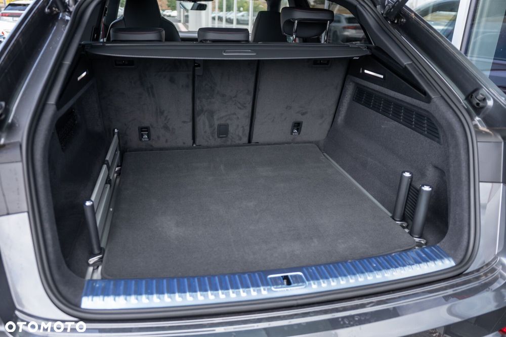 Audi SQ8 TFSI Quattro Tiptronic - 10