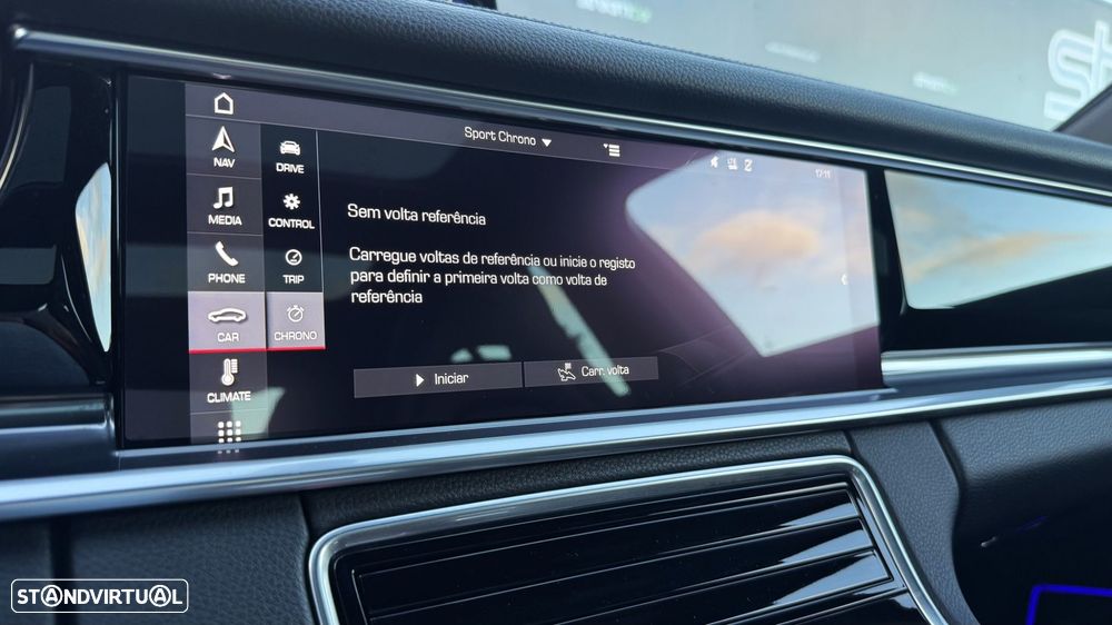 Porsche Panamera 4 E-Hybrid Platinum Edition - 25