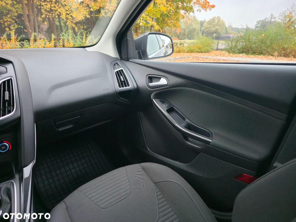 Ford Focus - 16
