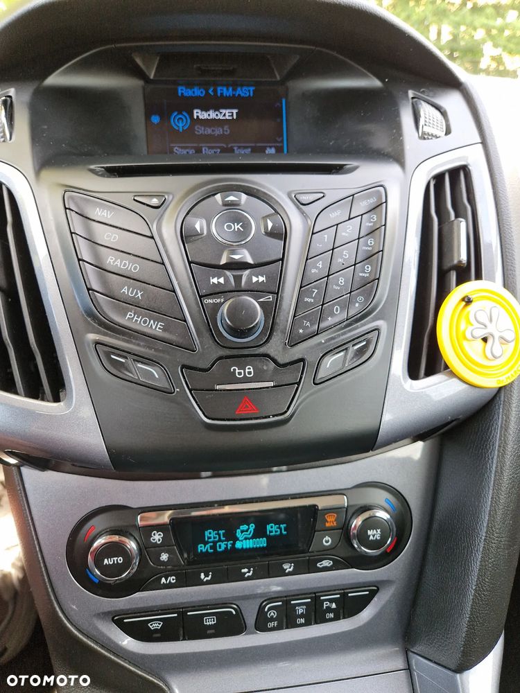 Ford Focus 1.0 EcoBoost Titanium - 12