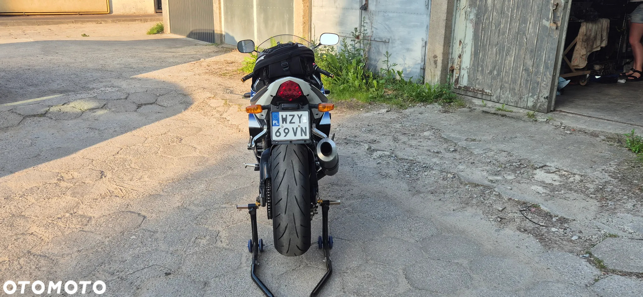 Suzuki GSX-R - 3
