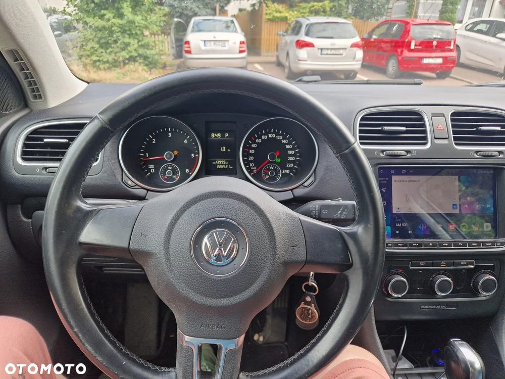 Volkswagen Golf - 4