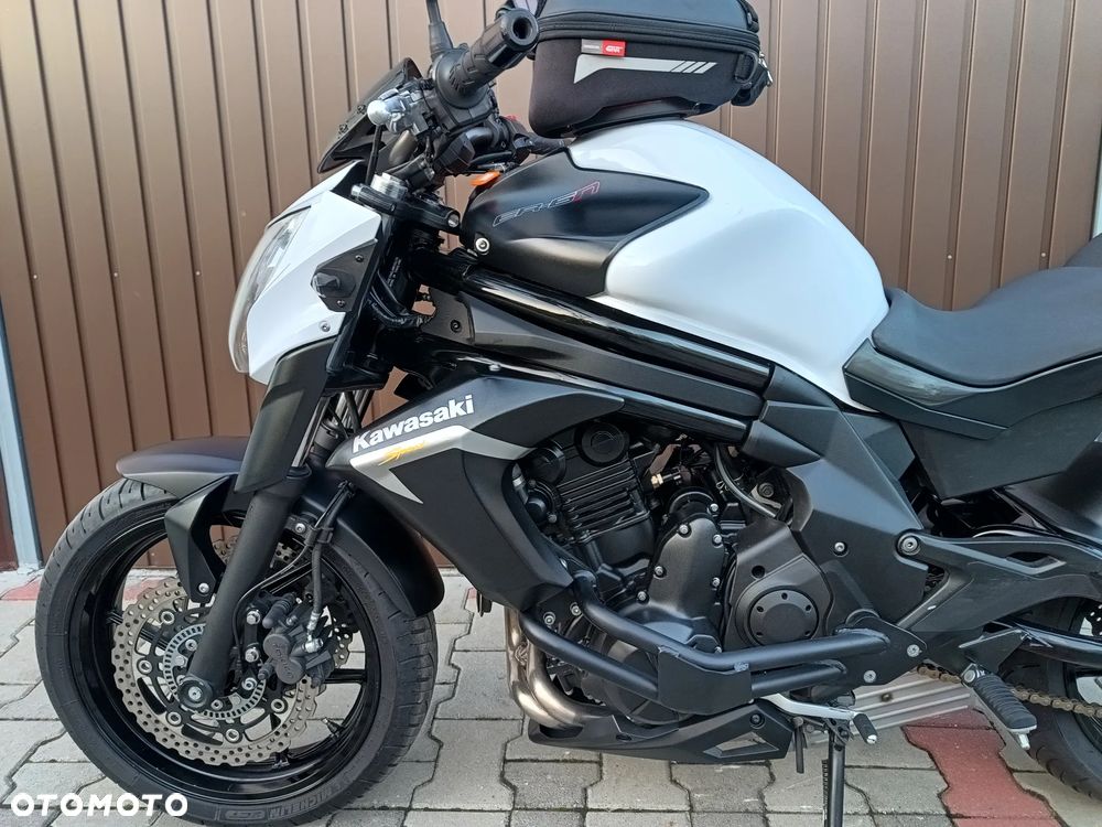 Kawasaki ER - 22