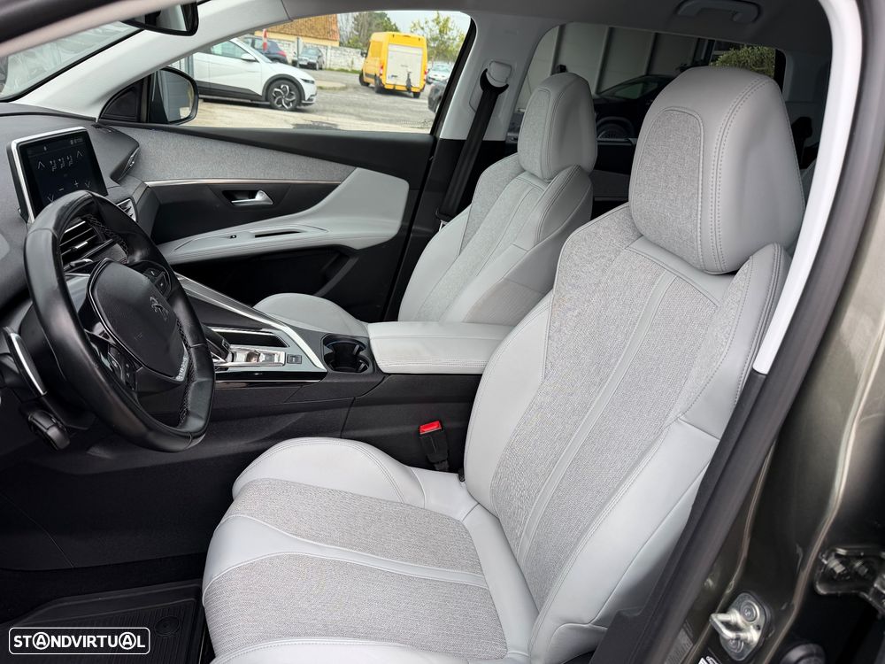 Peugeot 5008 BlueHDI 130 EAT8 Allure Pack - 15