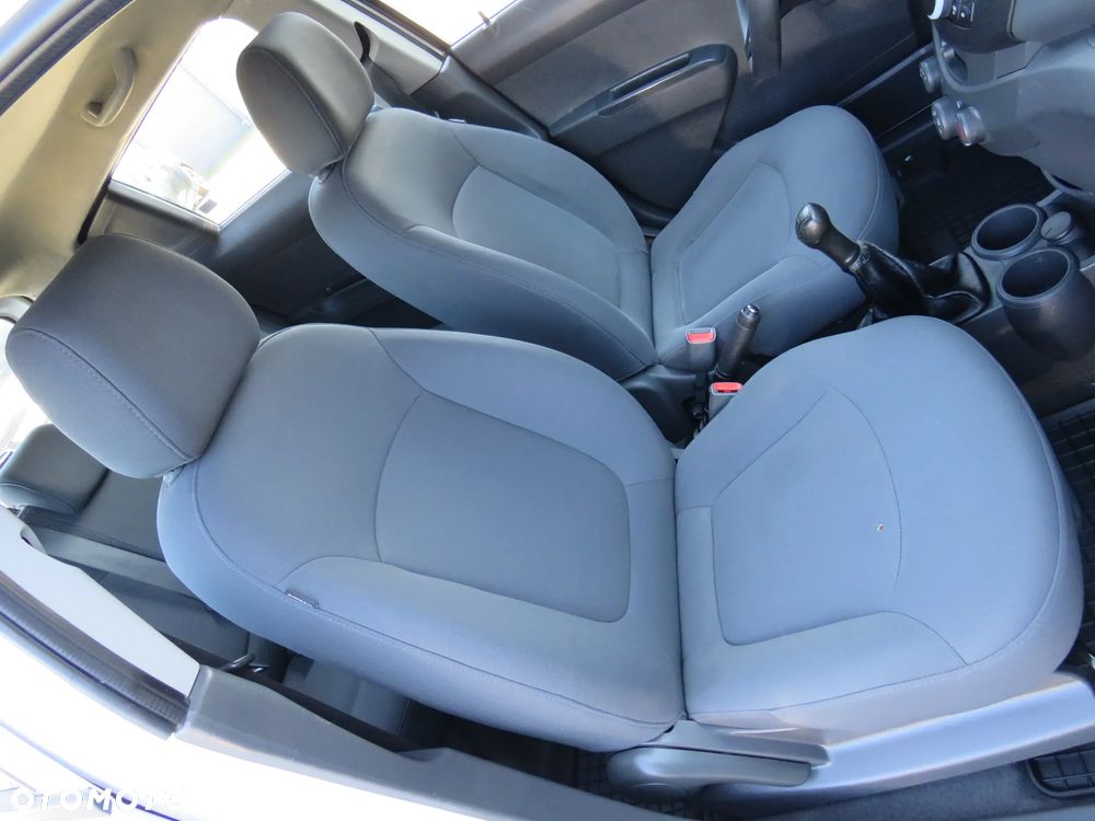 Chevrolet Spark 1.0 + - 34