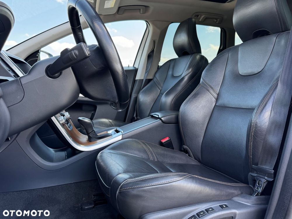 Volvo XC 60 T5 AWD Geartronic Linje Inscription - 19