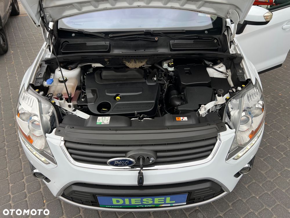 Ford Kuga - 12