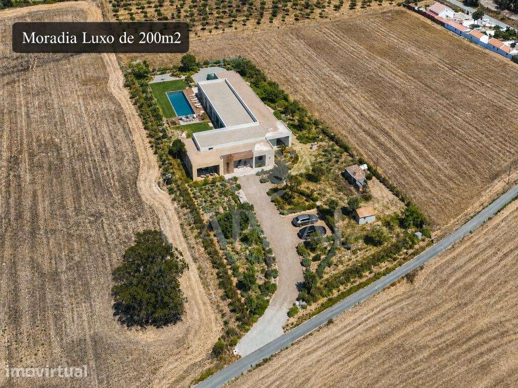 Terreno de 16.250m2 com licença de construção - Grande imagem: 5/20