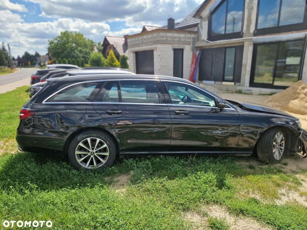 Mercedes-Benz Klasa E 200 d Business Edition - 14