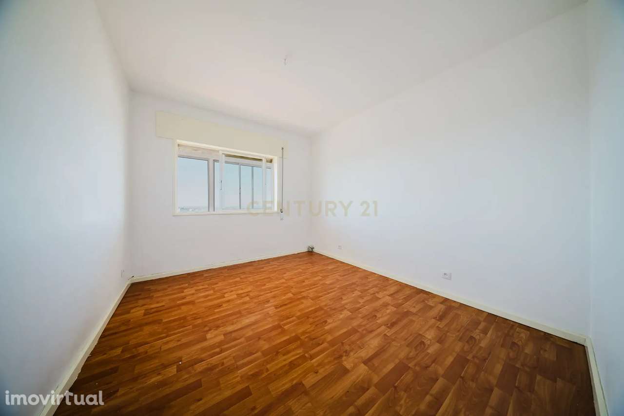Apartamento T3 com Vistas Panorâmicas – Senhora da Hora - Grande imagem: 3/23