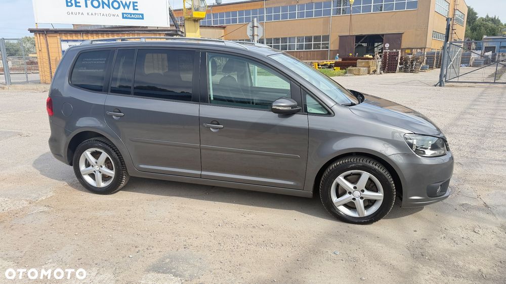 Volkswagen Touran 2.0 TDI DPF Comfortline DSG - 23