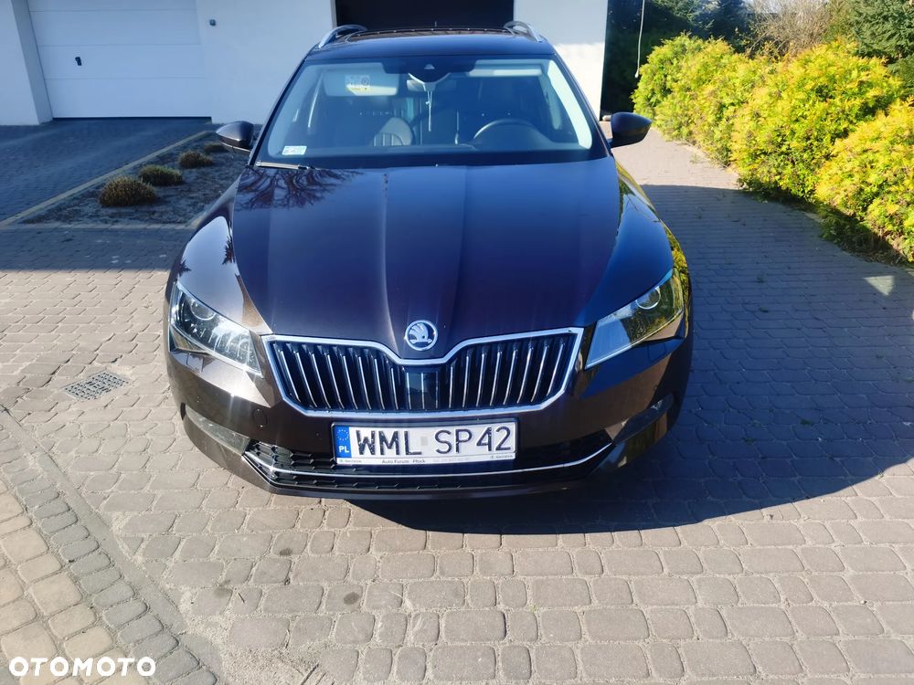 Skoda Superb 2.0 TSI 4x4 L&K DSG - 17