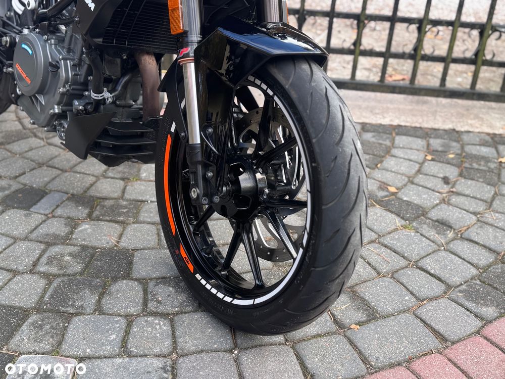 KTM Duke - 22