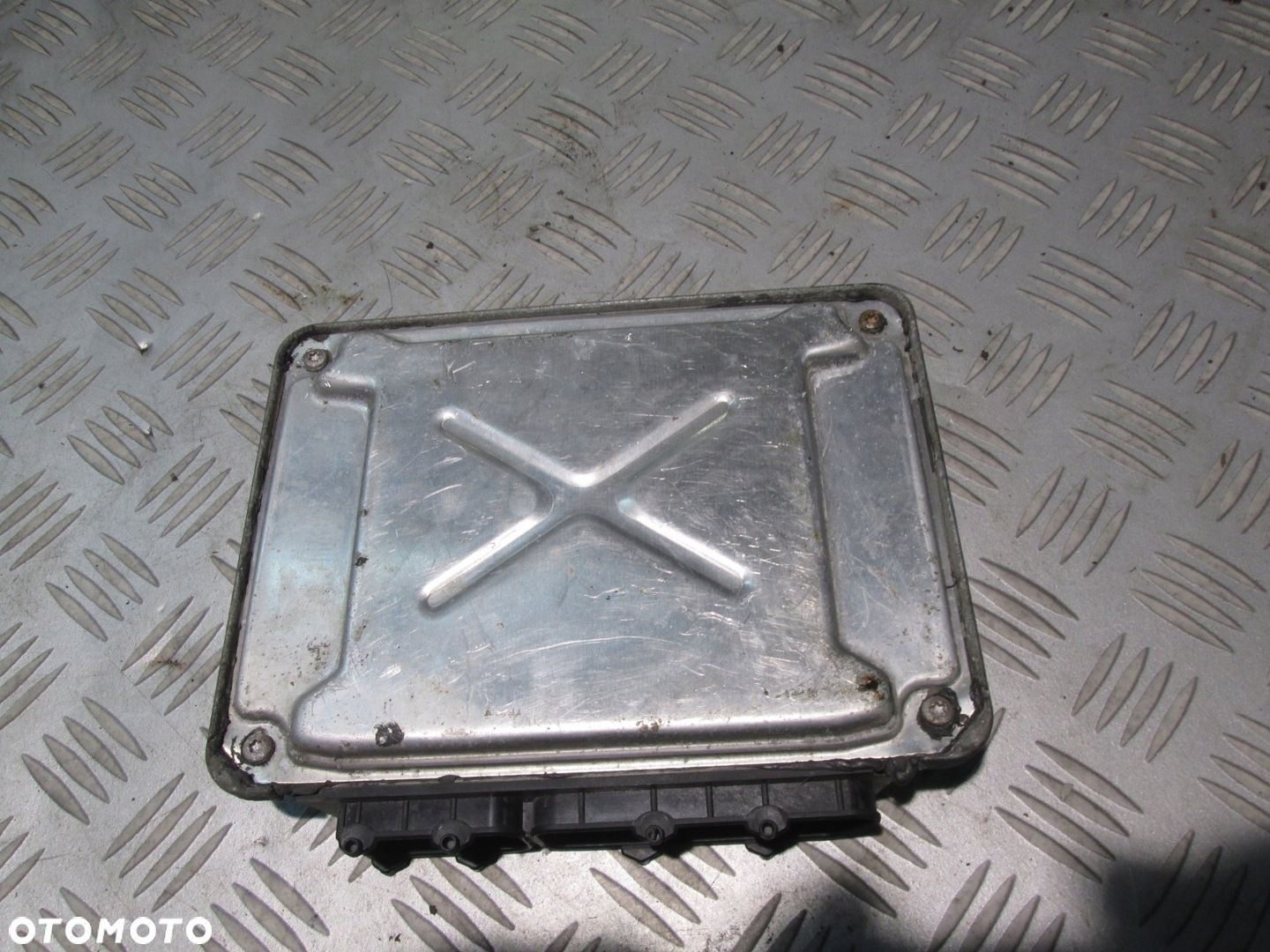 KOMPUTER STEROWNIK SILNIKA RENAULT CLIO III 1.2B 8200909096 - 1
