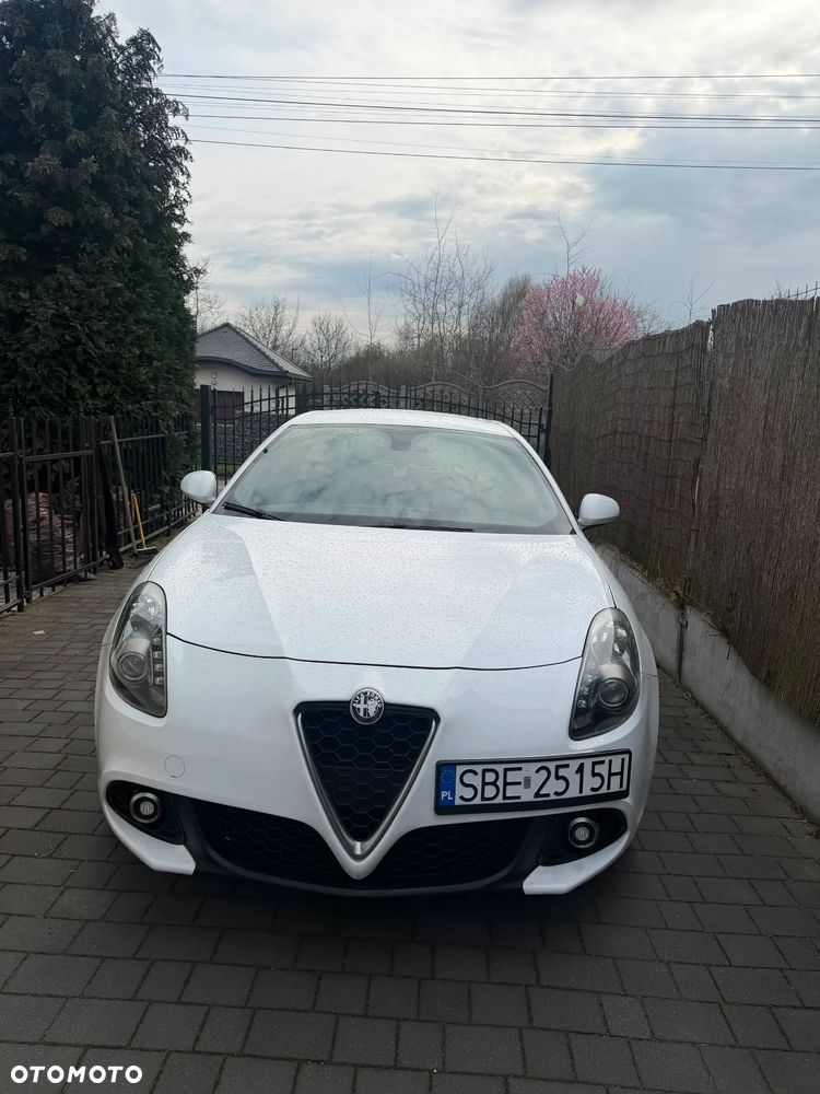 Alfa Romeo Giulietta 1.6 JTDM - 8
