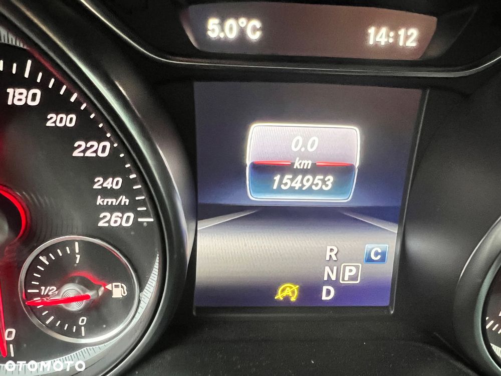 Mercedes-Benz CLA 200 7G-DCT UrbanStyle Edition - 17