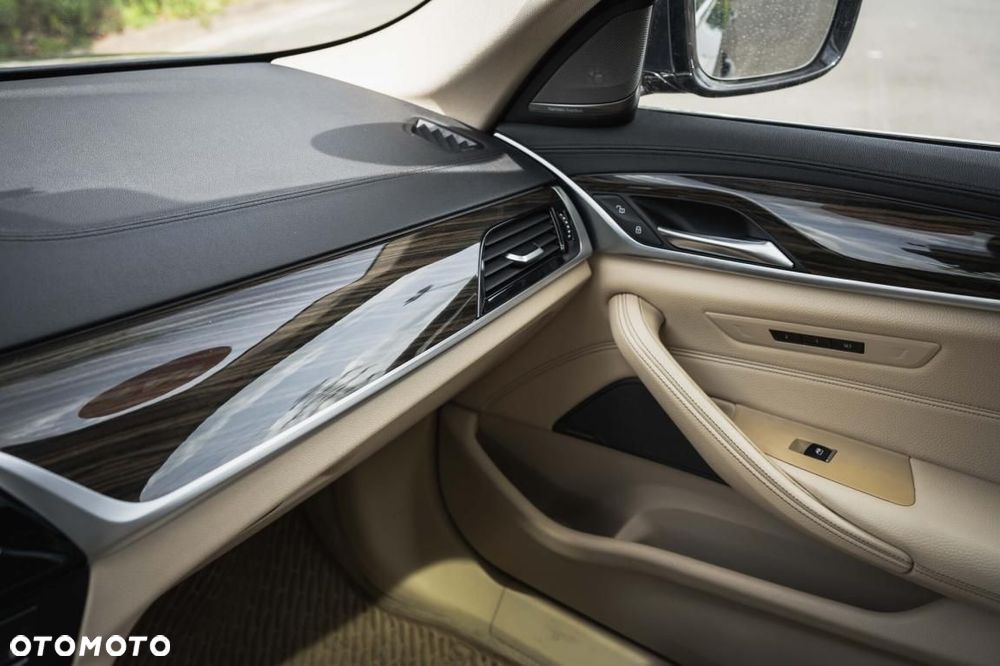 BMW Seria 5 - 23