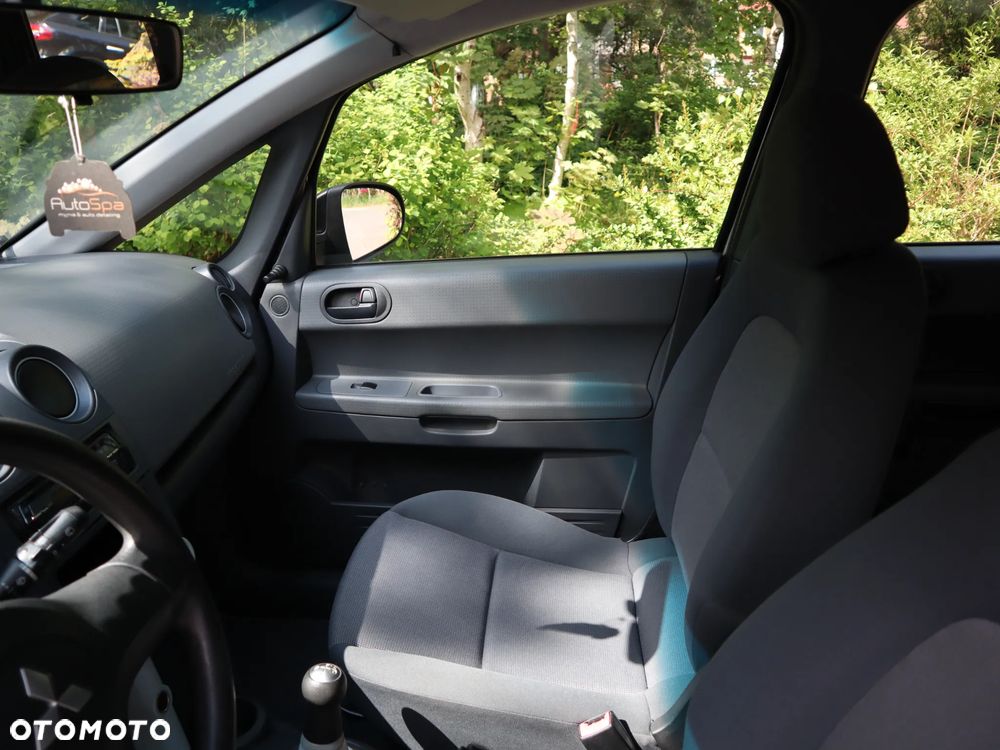 Mitsubishi Colt 1.3 Inform - 16
