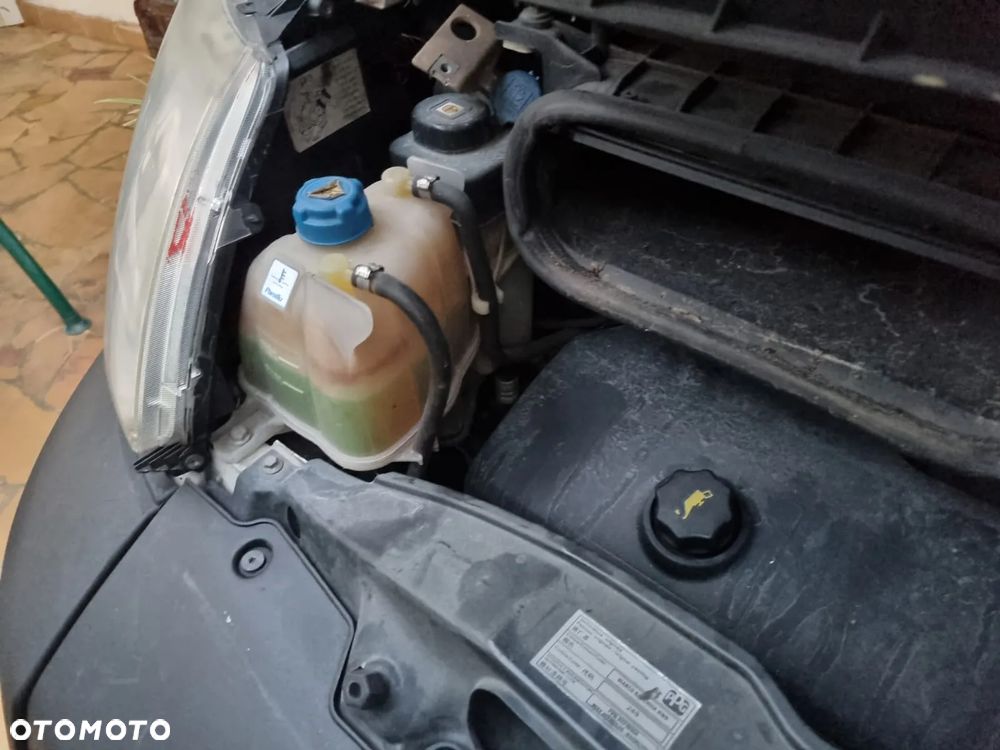 Fiat DUCATO III MAXI 2.3 JTD 120 VAN LIFE "LE FOURGON MILLENIUM" - 3