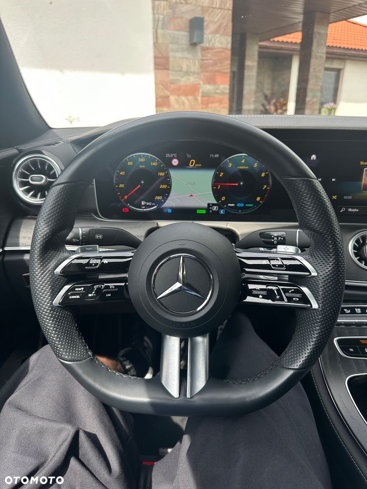 Mercedes-Benz Klasa E 300 9G-TRONIC - 14