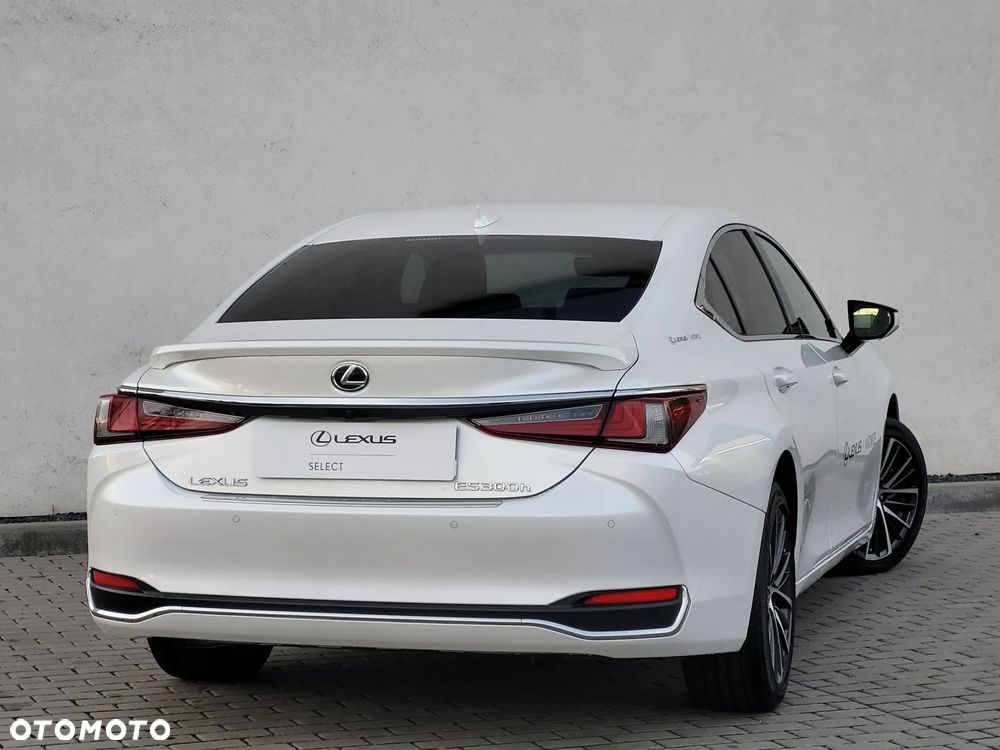Lexus ES 300h Prestige - 5